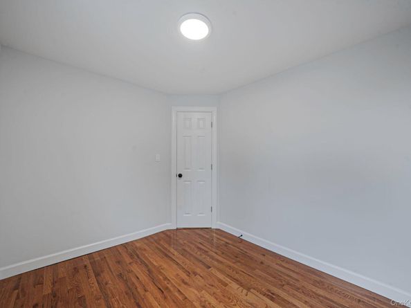 129 Sheridan Avenue, Williston Park NY 11596