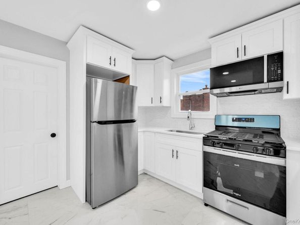 129 Sheridan Avenue, Williston Park NY 11596