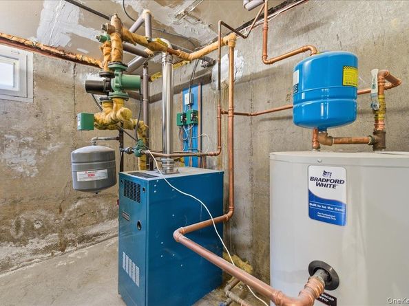 41 Meade Avenue, Bethpage NY 11714