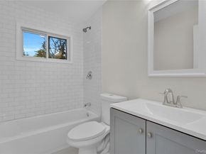 21 Piper Lane, Levittown NY 11756