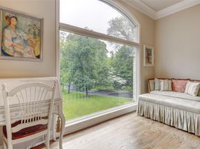 527 Split Rock Road, Syosset NY 11791