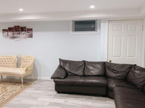 9 Bagley Avenue, Albertson NY 11507