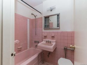 5235 Post Road 1B, Bronx NY 10471