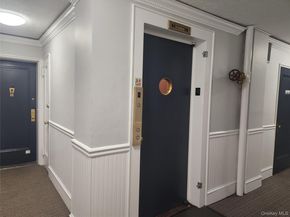 30 Cathedral Avenue 6B, Hempstead NY 11550