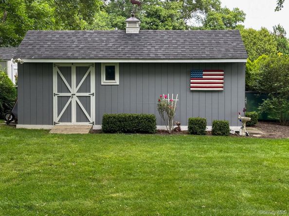 9 Linda Lane, East Moriches NY 11940