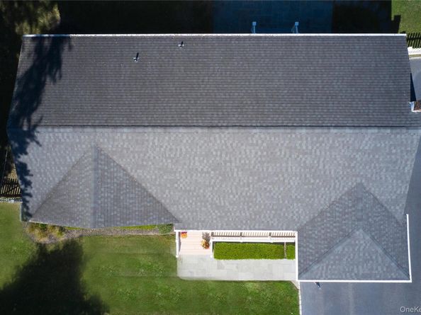 9 Linda Lane, East Moriches NY 11940