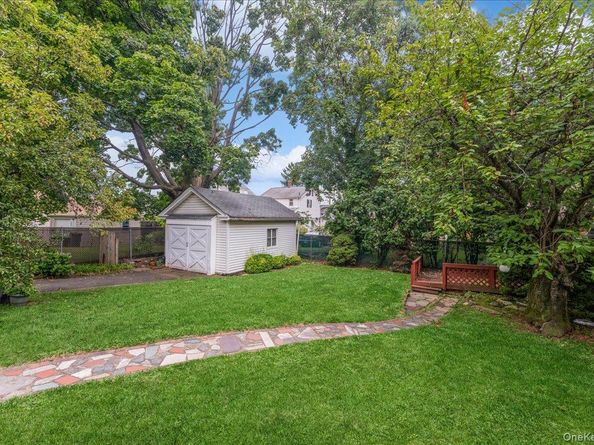 246 Wellington Road, Mineola NY 11501