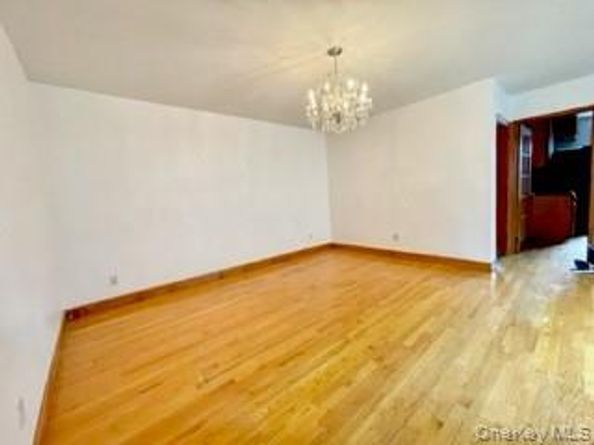 1446 30th Drive, Astoria NY 11102