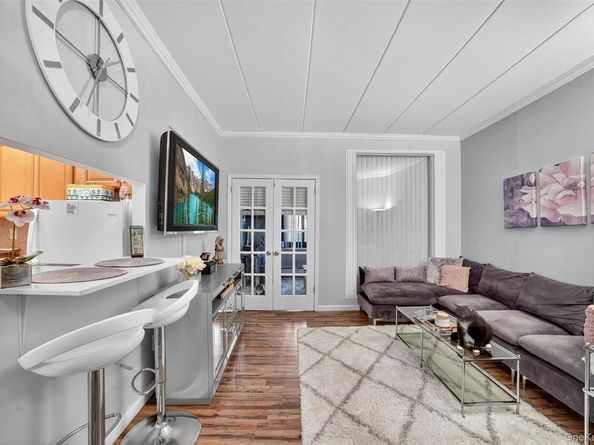 1101 Midland Avenue 121, Bronxville NY 10708