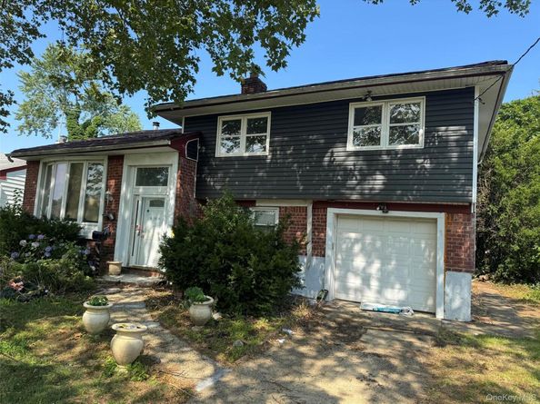 1245 Lynne Street, Baldwin NY 11510