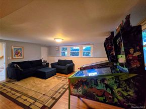 40 Magnolia Road, Briarcliff Manor NY 10510