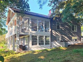 40 Magnolia Road, Briarcliff Manor NY 10510