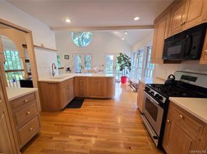 40 Magnolia Road, Briarcliff Manor NY 10510