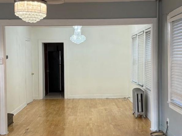 10427 124th Street, Richmond Hill NY 11419