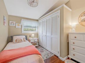 163 Smith Avenue, Holbrook NY 11741