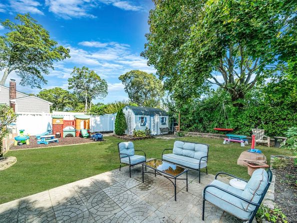 163 Smith Avenue, Holbrook NY 11741