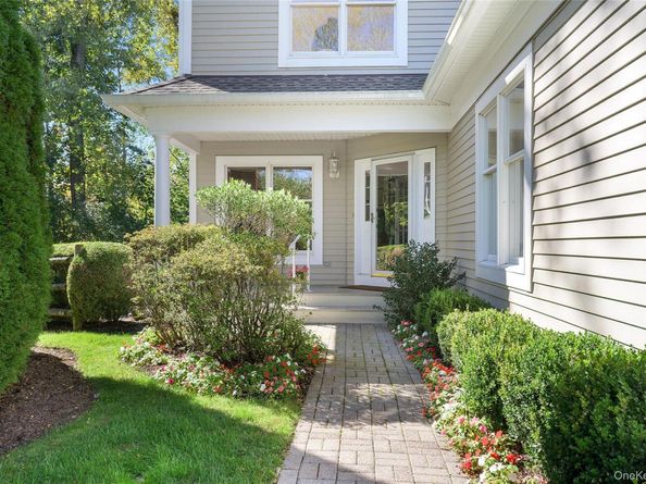 39 Club Pointe Drive, White Plains NY 10605