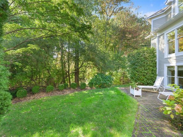 39 Club Pointe Drive, White Plains NY 10605