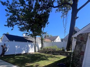 44 Frank Street, Valley Stream NY 11580