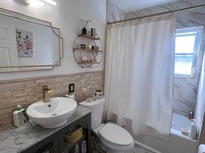 44 Frank Street, Valley Stream NY 11580