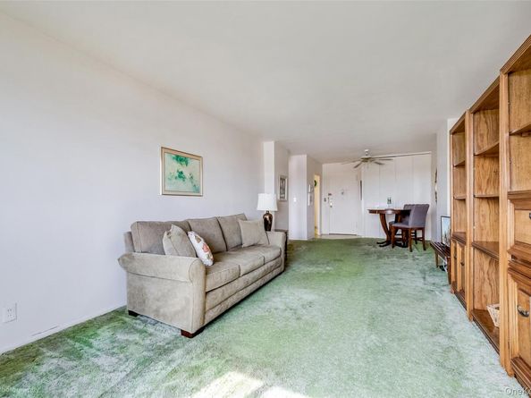 39-65 52nd Street 7S, Woodside NY 11377