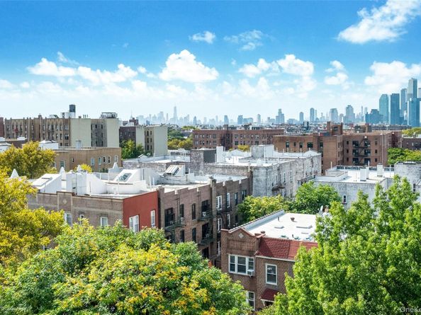39-65 52nd Street 7S, Woodside NY 11377