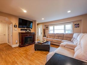 99 W Cortland Avenue, Oceanside NY 11572