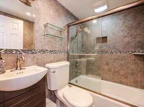 99 W Cortland Avenue, Oceanside NY 11572