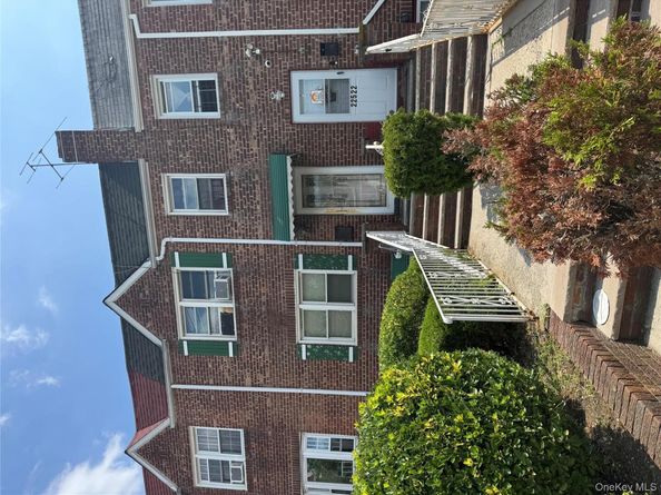22524 Murdock Avenue, Queens Village South NY 11429