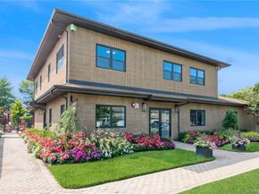 100 Daly Boulevard 2713, Oceanside NY 11572