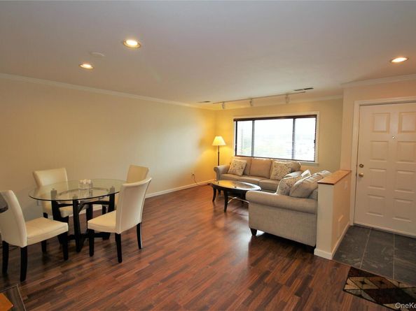 100 Daly Boulevard 2713, Oceanside NY 11572