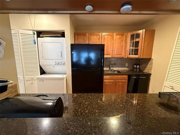 100 Daly Boulevard 2713, Oceanside NY 11572