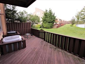 100 Daly Boulevard 2713, Oceanside NY 11572