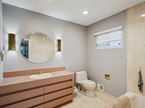 11 Robin Lane, Plainview NY 11803