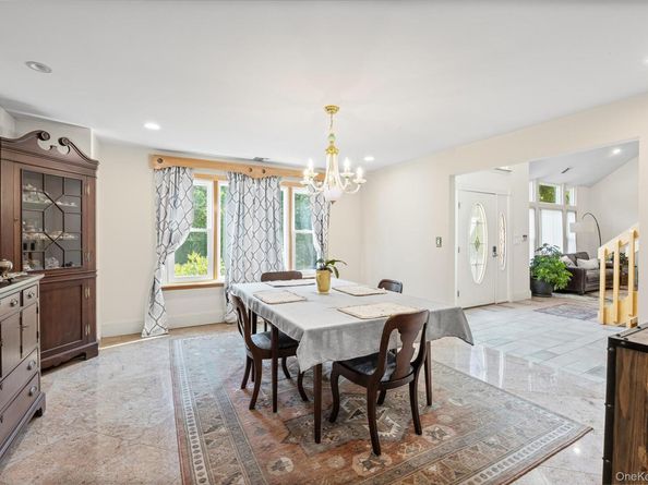 162 Miller Place Road, Miller Place NY 11764