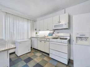 5 Park Place, Valley Stream NY 11580