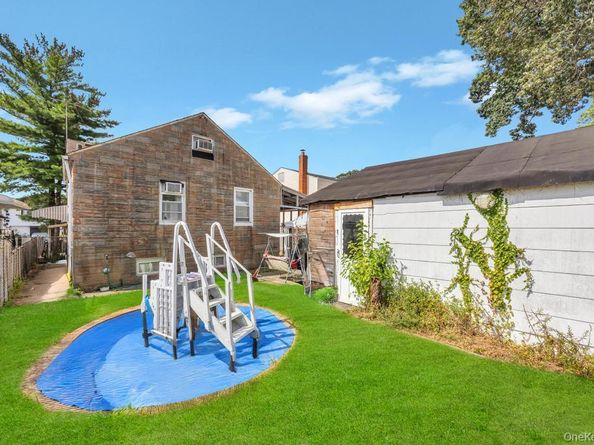 5 Park Place, Valley Stream NY 11580