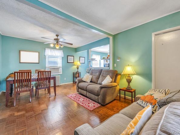 5 Park Place, Valley Stream NY 11580