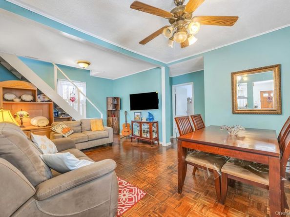 5 Park Place, Valley Stream NY 11580