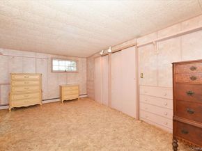 366 W Gates Avenue, Lindenhurst NY 11757