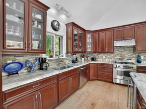 986 Cliff Avenue, Yorktown Heights NY 10598