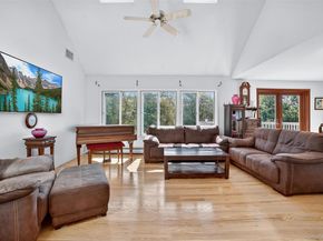986 Cliff Avenue, Yorktown Heights NY 10598