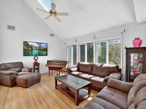 986 Cliff Avenue, Yorktown Heights NY 10598