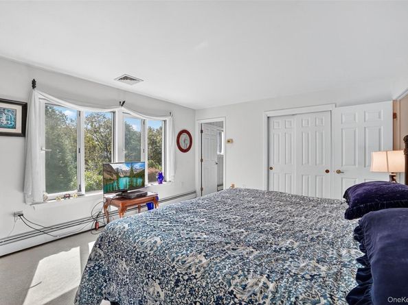 986 Cliff Avenue, Yorktown Heights NY 10598