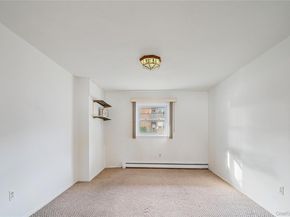 52 Dover Street, Lindenhurst NY 11757
