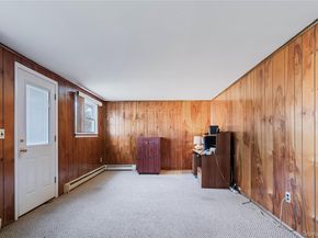 52 Dover Street, Lindenhurst NY 11757