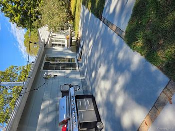 2  Pinetop Drive