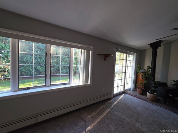 2  Pinetop Drive, Shirley NY 11967