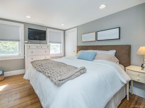 11 Park Avenue, Port Washington NY 11050