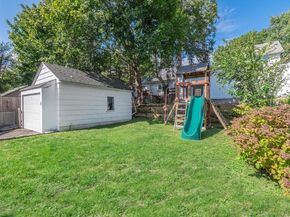 11 Park Avenue, Port Washington NY 11050